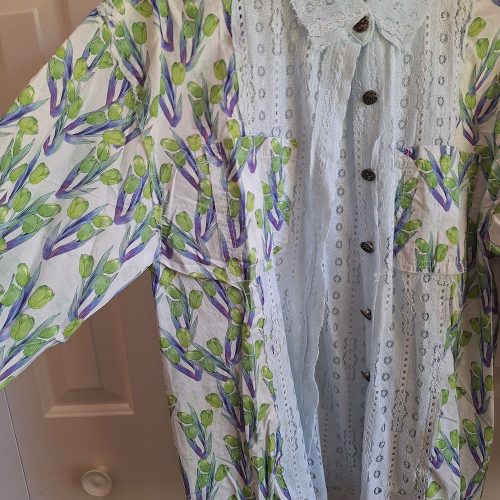 POL Floral Lace Button Down Top NWOT - Picture 5 of 6